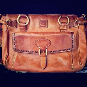 Dooney & Bourke Bags - Vintage Dooney and Bourke purse Dooney & Bourke Bags - Vintage Dooney and Bourke purse